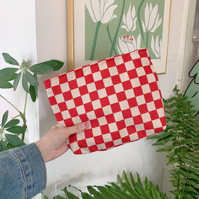 Close-up of PAZIMIIK cosmetic pouch zipper pull