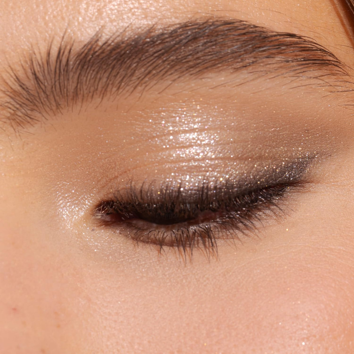 Close-up of Physicians Formula Shimmer Strips Eye Shadow Palette texture