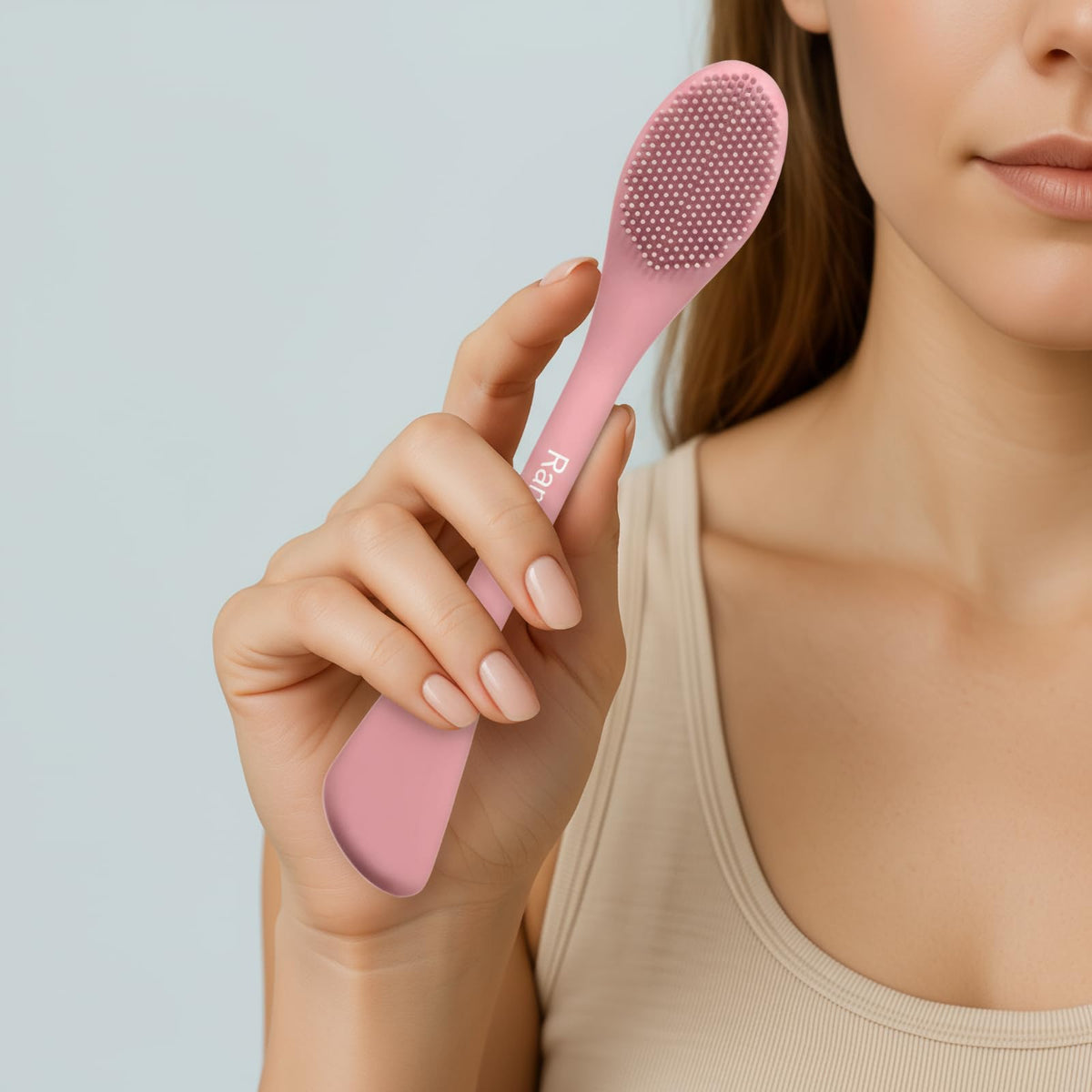 Close-up of RamPula Pore Brush soft silicone material