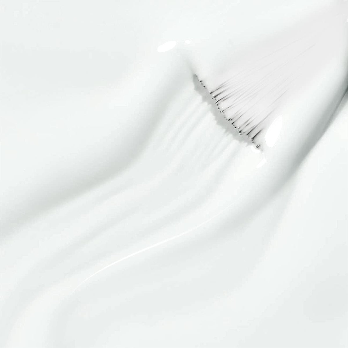 Close-up of RARJSM Pure White Gel Nail Polish brush