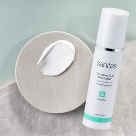 Close-up of SANITAS Sensitive Skin Moisturiser texture