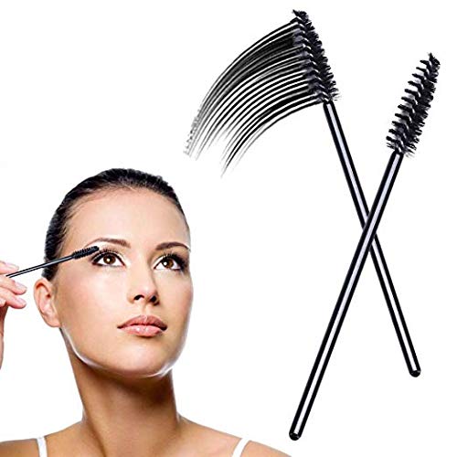Close-up of Tbestmax mascara wand with flexible head