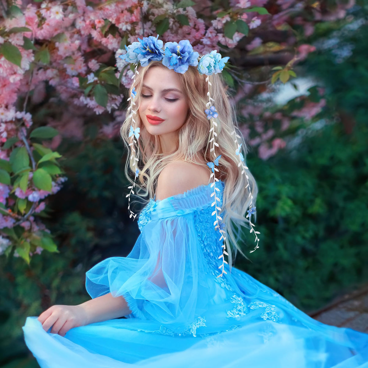 Close-up of the vines and flowers on PartyforU Blue Flower Crown