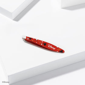 Close-up of Tweezerman Mini Slant Tweezer tips