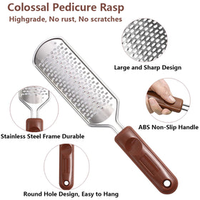 Close-up of Vusoset wood handle callus shaver
