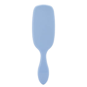 Close-up of Wet Brush Shine support bristles