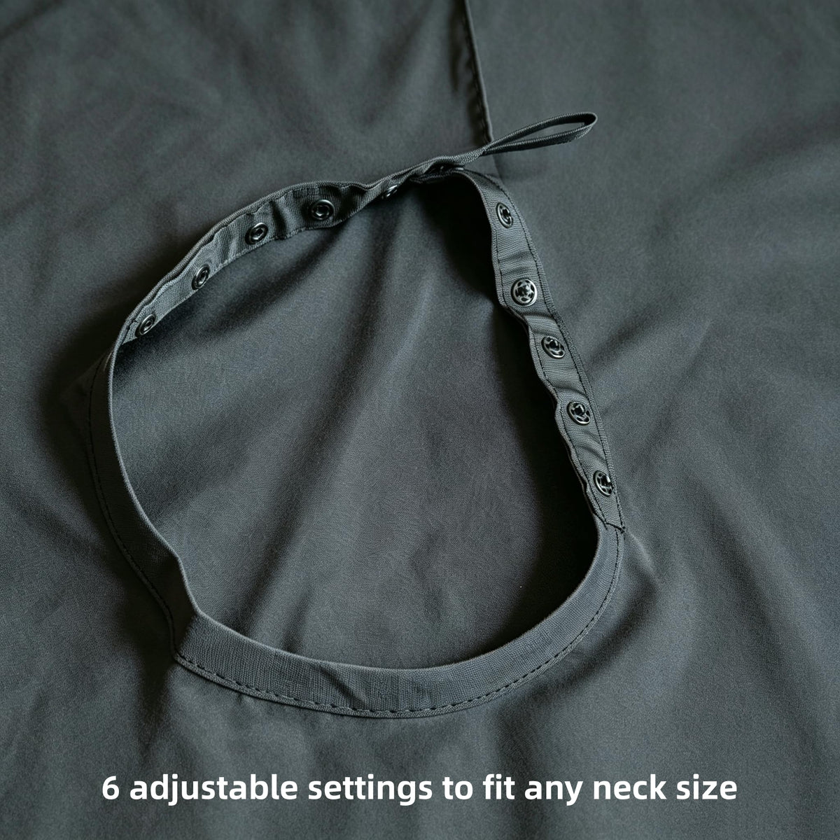Close-up of YELEGAI neck duster brush with ergonomic handle