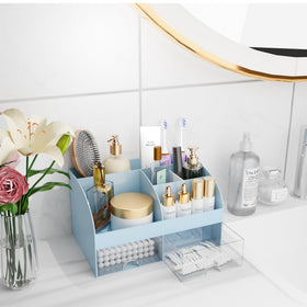 COMFYROOM Makeup Organizer blue model with skincare products arranged