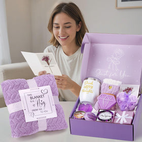 Complete view of BaiCai relaxing spa gift basket