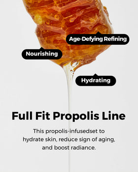 COSRX Propolis Light Cream consistency on hand