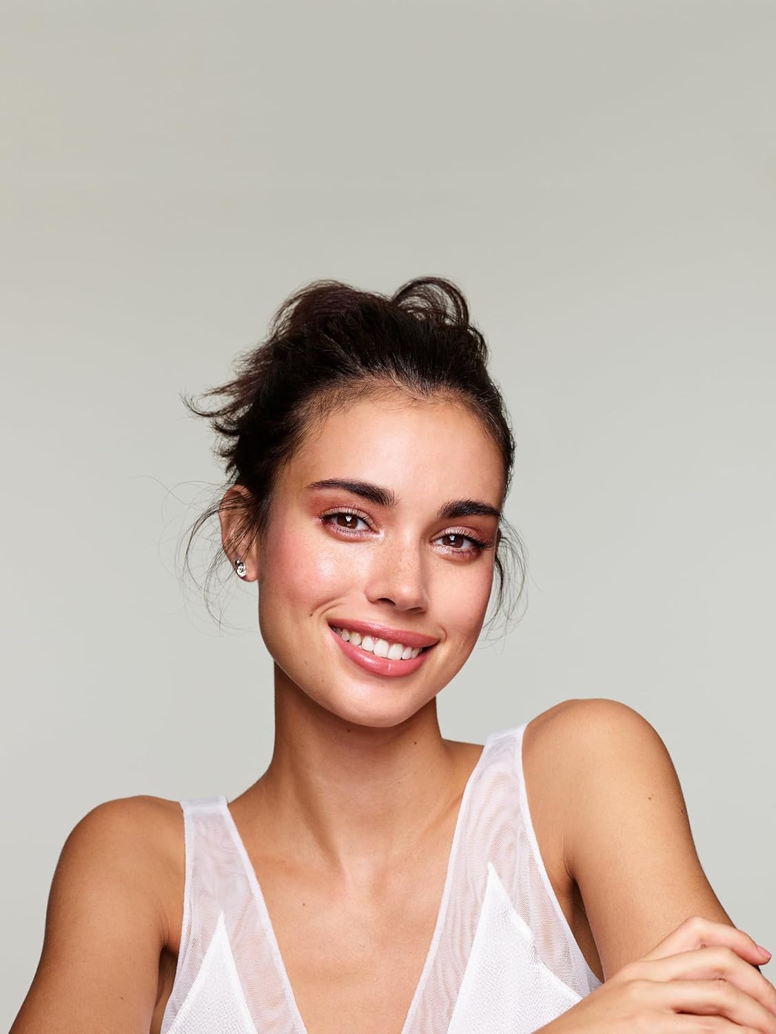 COVERGIRL Classic Color Blush Soft Mink texture close-up