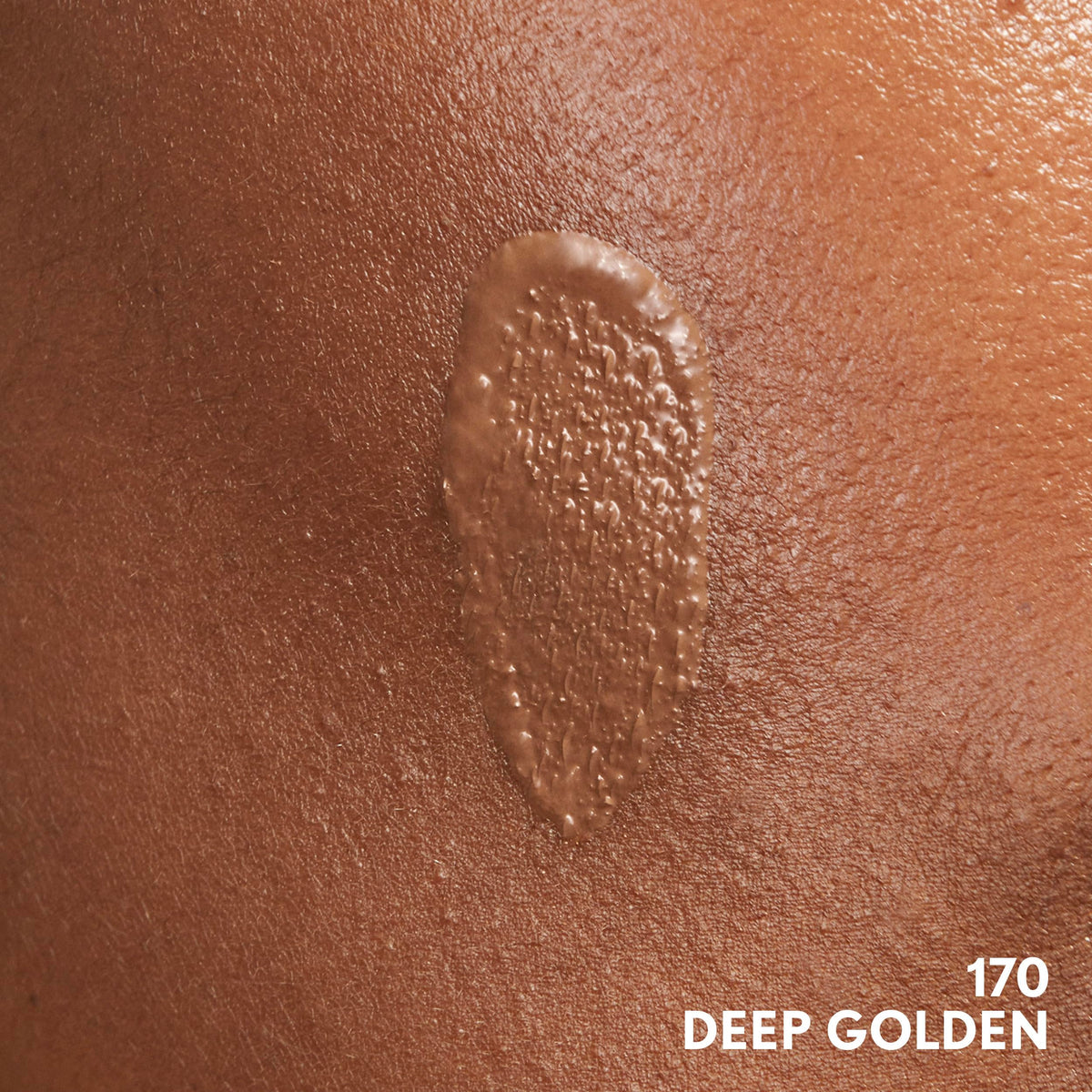 COVERGIRL Clean Invisible Foundation Deep Golden texture on skin