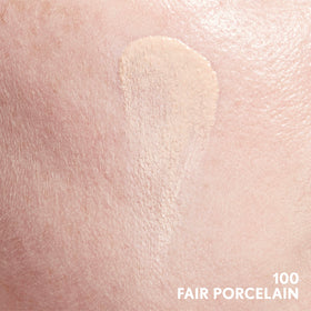 COVERGIRL Clean Invisible Foundation Fair Porcelain texture on skin