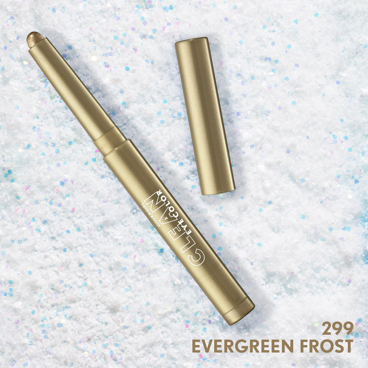 COVERGIRL Clean Multiline Eyeshadow Pencil 299 Evergreen Frost in hand