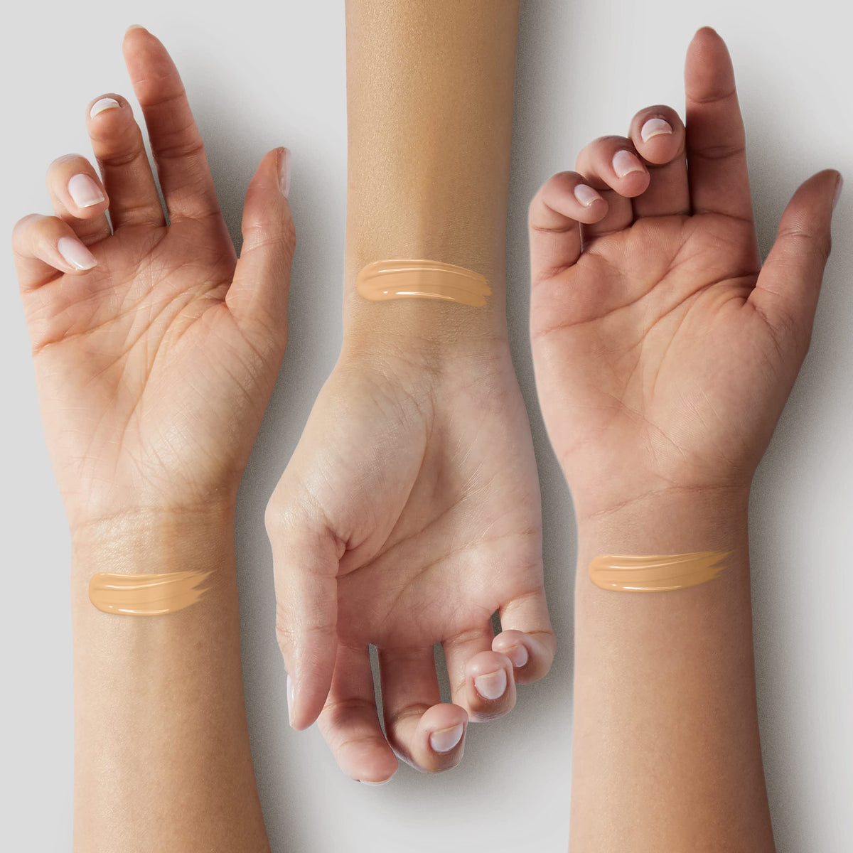 COVERGIRL TruBlend Matte Made Liquid Foundation Warm Sun with applicator