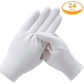 COYAHO gloves worn while applying cream