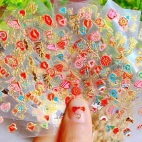 Creative nail art using SPLOCUDU stickers on natural nails