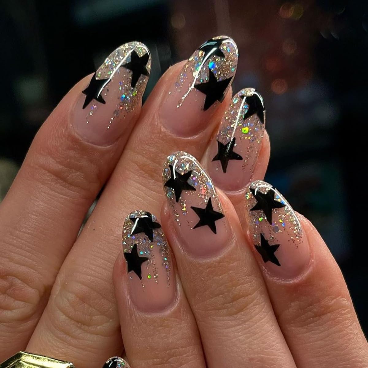 CTTHNBD Press on Nails Almond black star design front view