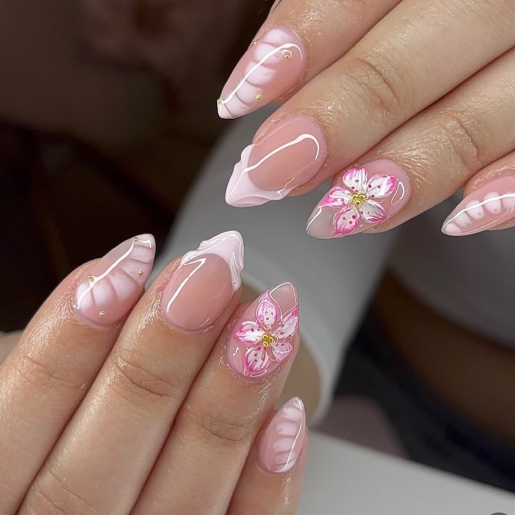 CTTHNBD Press on Nails Almond front view with floral design