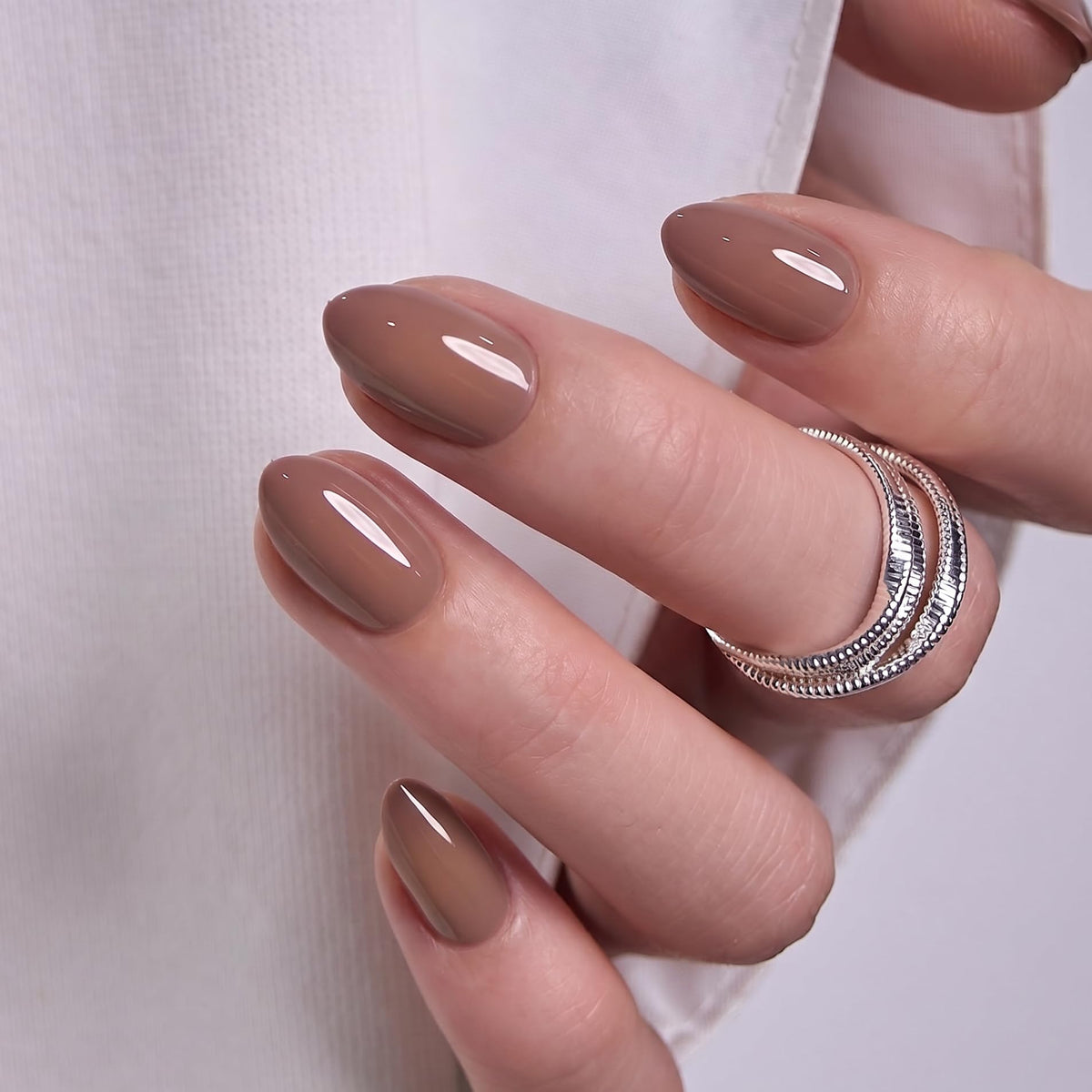 CurvLife Extra Short Almond Press On Nails Mocha Muse packaging