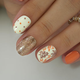 CurvLife Extra Short Press On Nails Gold Maple Leaf with nail glue and accessories