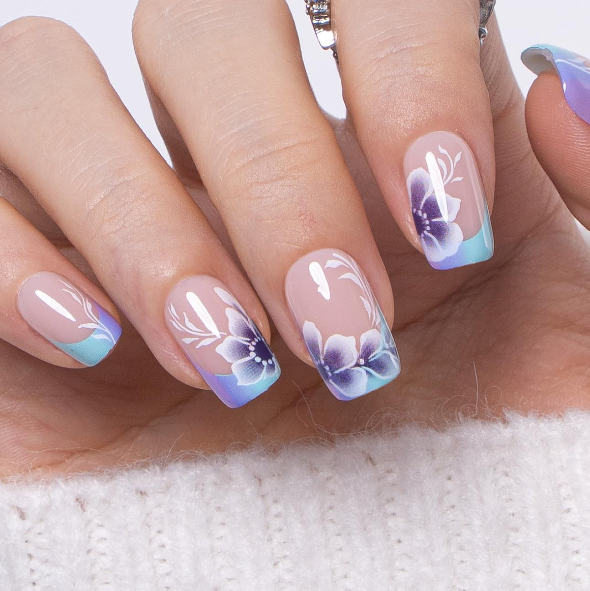 CurvLife Floral Press On Nails front view with summer flowers design