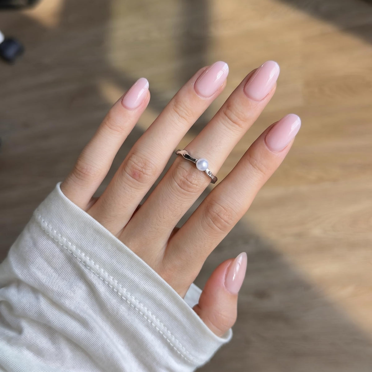 CurvLife press on nails kit including glue and adhesive tabs