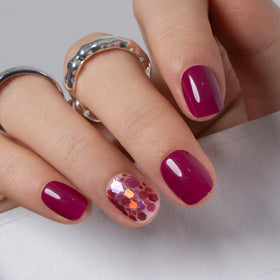CurvLife press on nails kit including glue and adhesive tabs