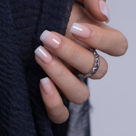 CurvLife press on nails packaging with accessories