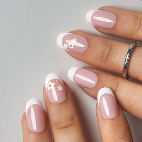 CurvLife press on nails with included nail glue and accessories