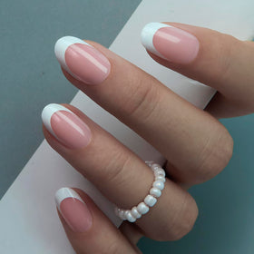 CurvLife Short Oval French Tip Press On Nails Classic Edge Pink with nail tools