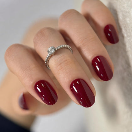 CurvLife Short Oval Press On Nails Classic Red Burgundy front view
