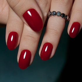CurvLife Short Oval Press On Nails Classic Red Burgundy with nail glue and accessories