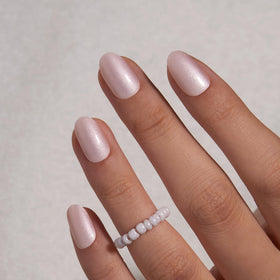 CurvLife Short Oval Shimmer Press On Nails close-up of glossy finish