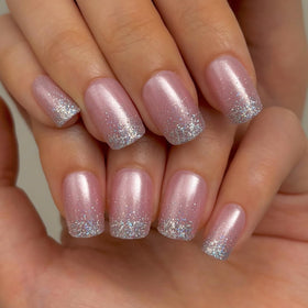 CurvLife Short Press On Nails with storage box and accessories
