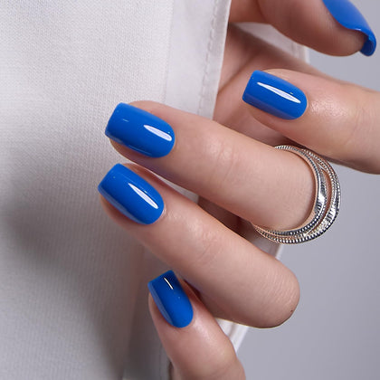 CurvLife Short Square Ombre Cat Eye Press On Nails in Cloud Fade Gray White front view