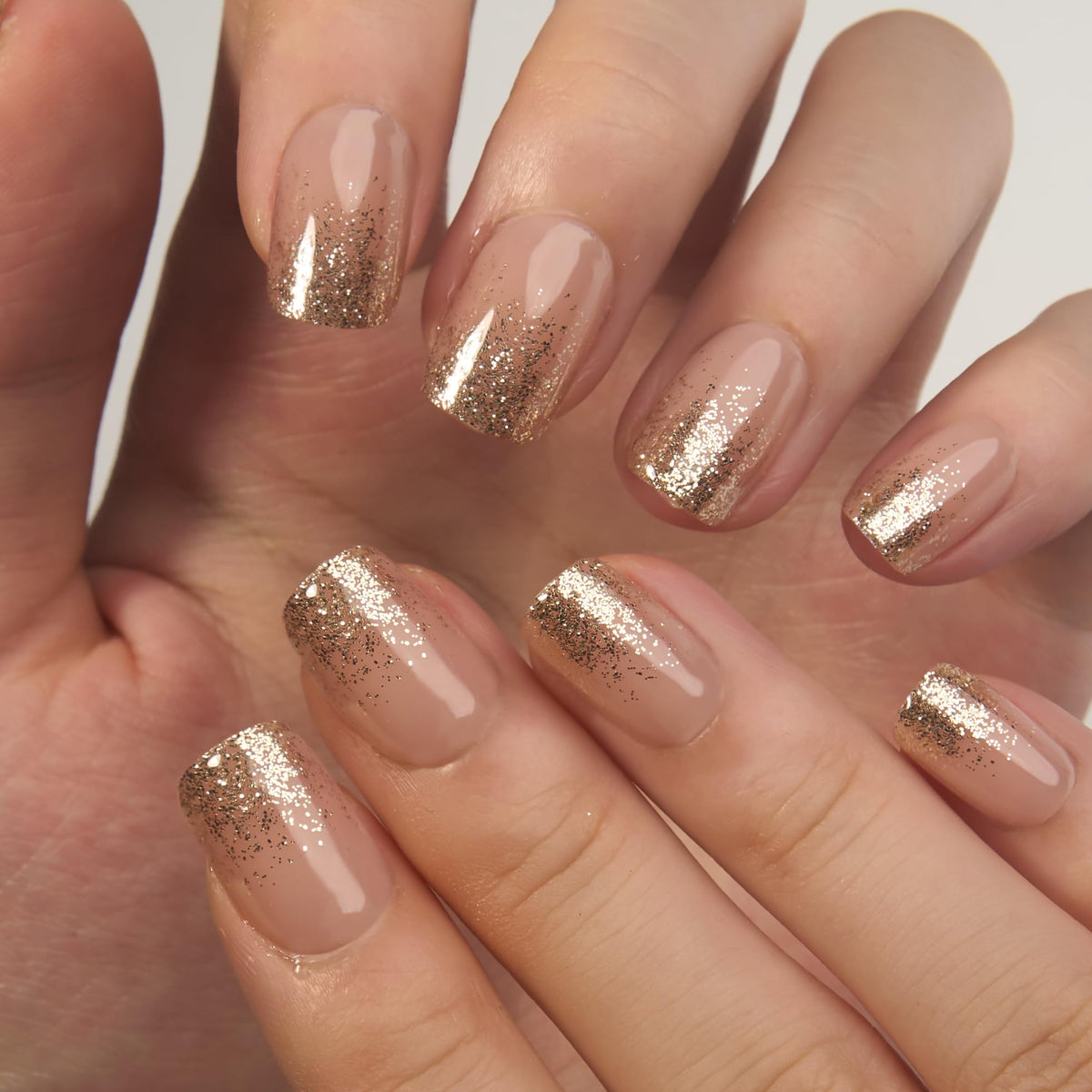 CurvLife Short Square Press On Nails Fluid Gold close-up