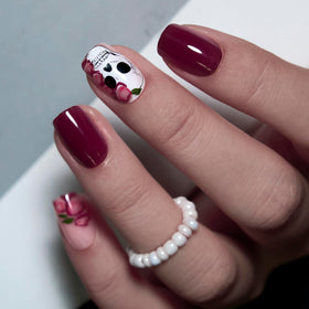 CurvLife Short Square Press On Nails showing detailed design