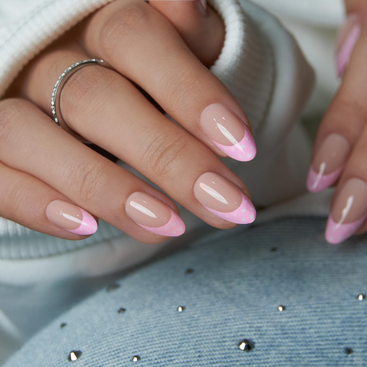 CurvLife Soft Gel Press On Nails packaging with included accessories