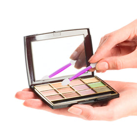 Cuttte eye shadow applicators with firm sponge texture