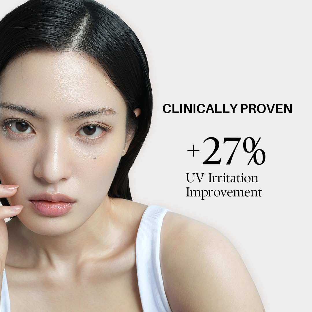 d'alba Piedmont White Truffle Vital Spray Serum in use on skin