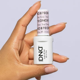 DAISY DND Gel Nail Polish and Lacquer bottles