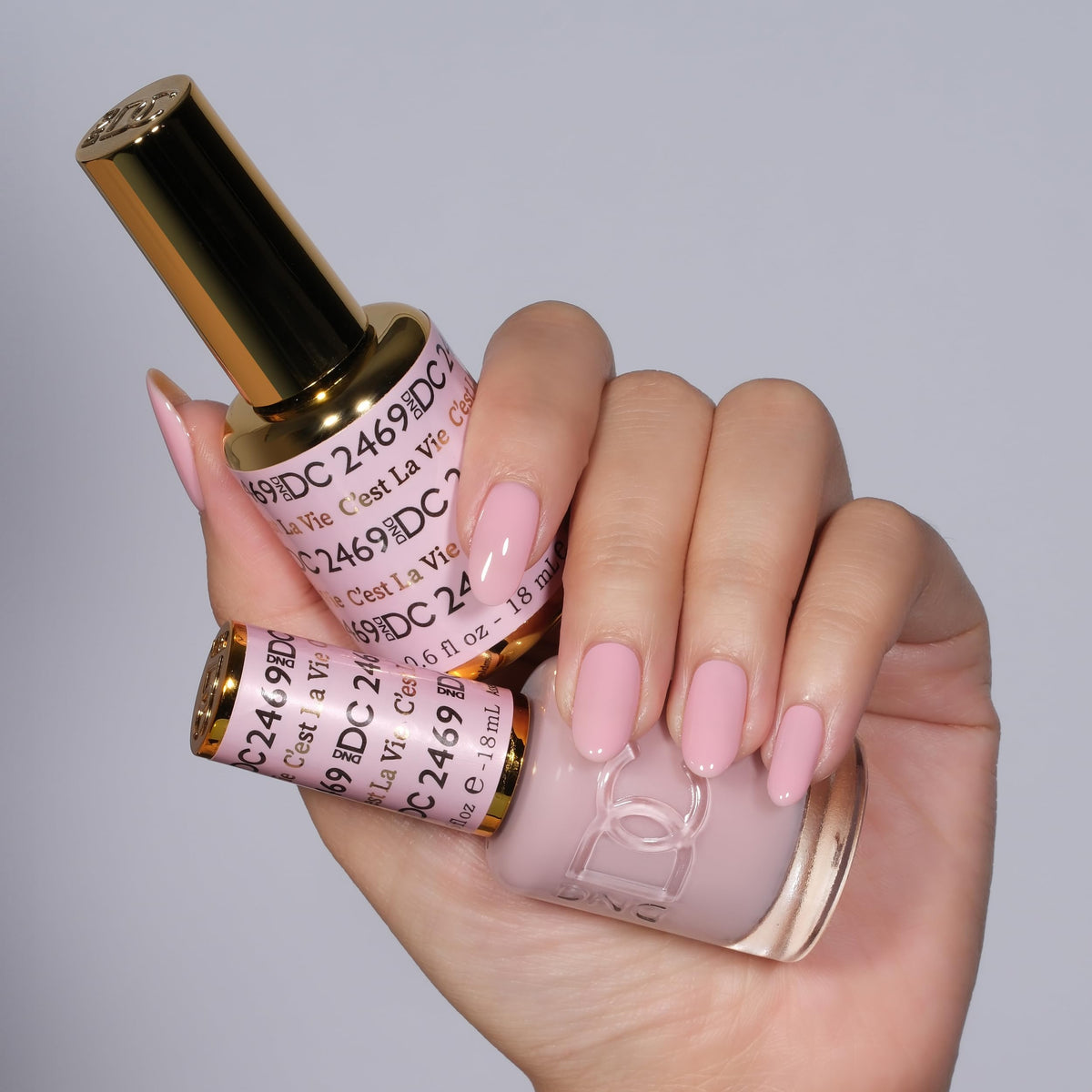 DAISY DND Gel Nail Polish and Lacquer bottles side view