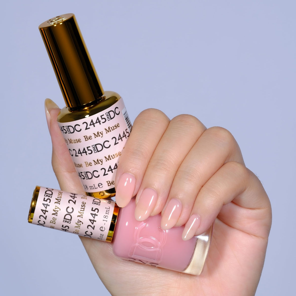 DAISY DND Gel Nail Polish and Lacquer bottles side view