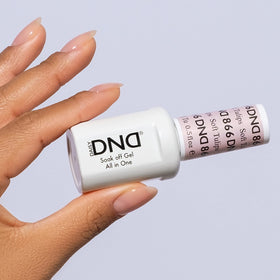 DAISY DND Gel Nail Polish and Lacquer duo pack