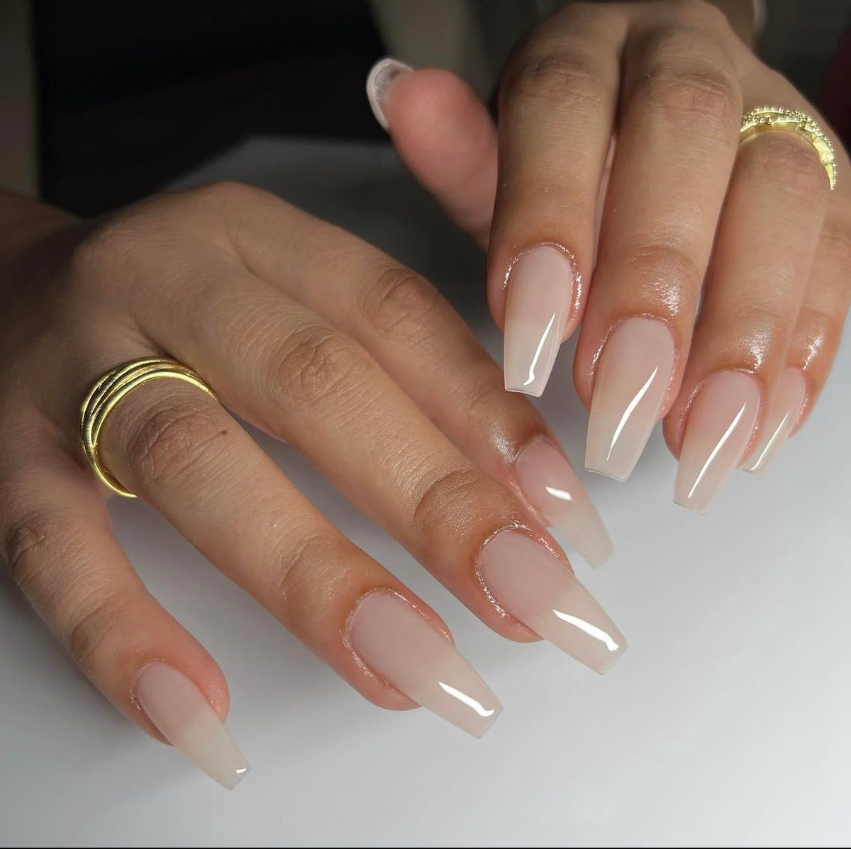 DAISY DND Gel Polish Set Perfect Nude #867 side view