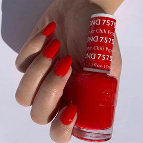 DAISY DND Gel Polish Set showing Chili Pepper #757 shade