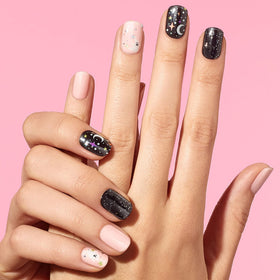 Dashing Diva Glow in The Dark Nail Strips packaging