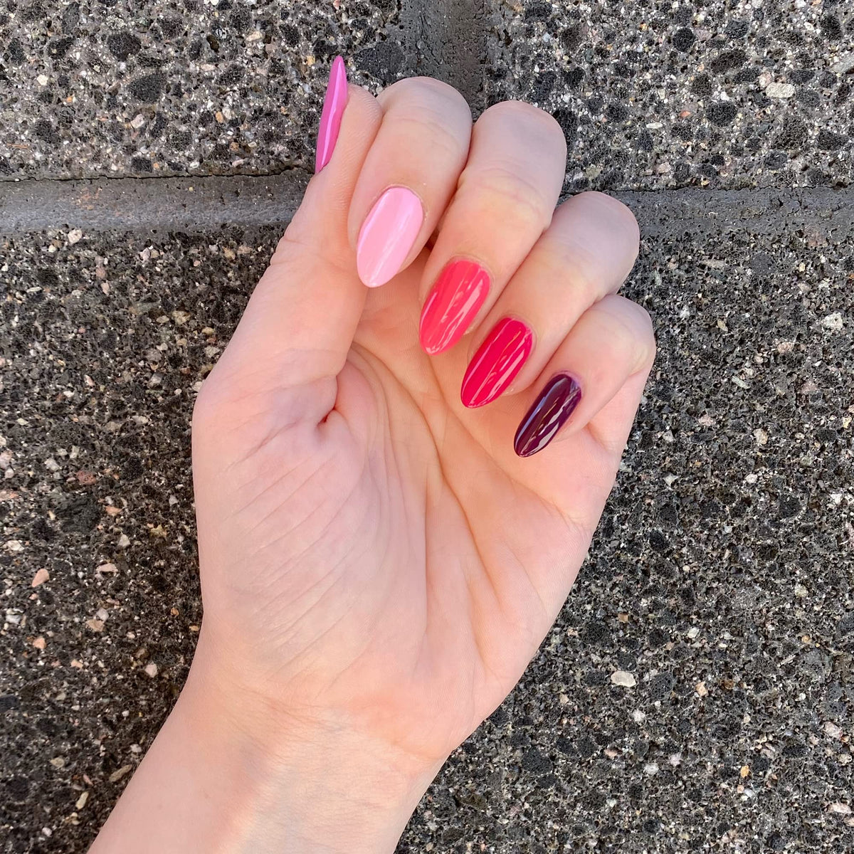 Dazzle Dry Mini Flight Coronado Raspberry Crème lacquer close-up