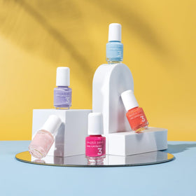 Dazzle Dry mini lacquer shades displayed on a white background